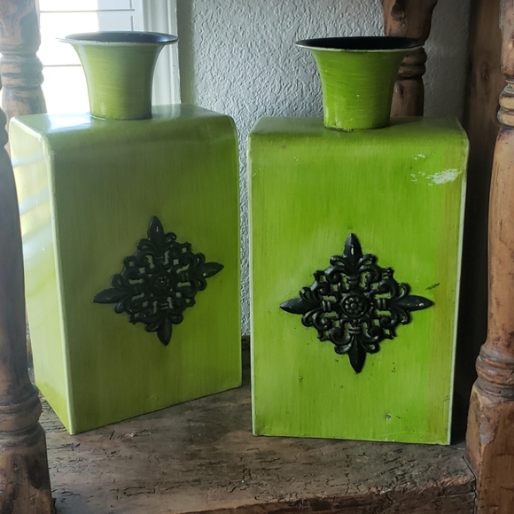 2 - Lime Green Tin Accent Vase - Picture 4 of 4